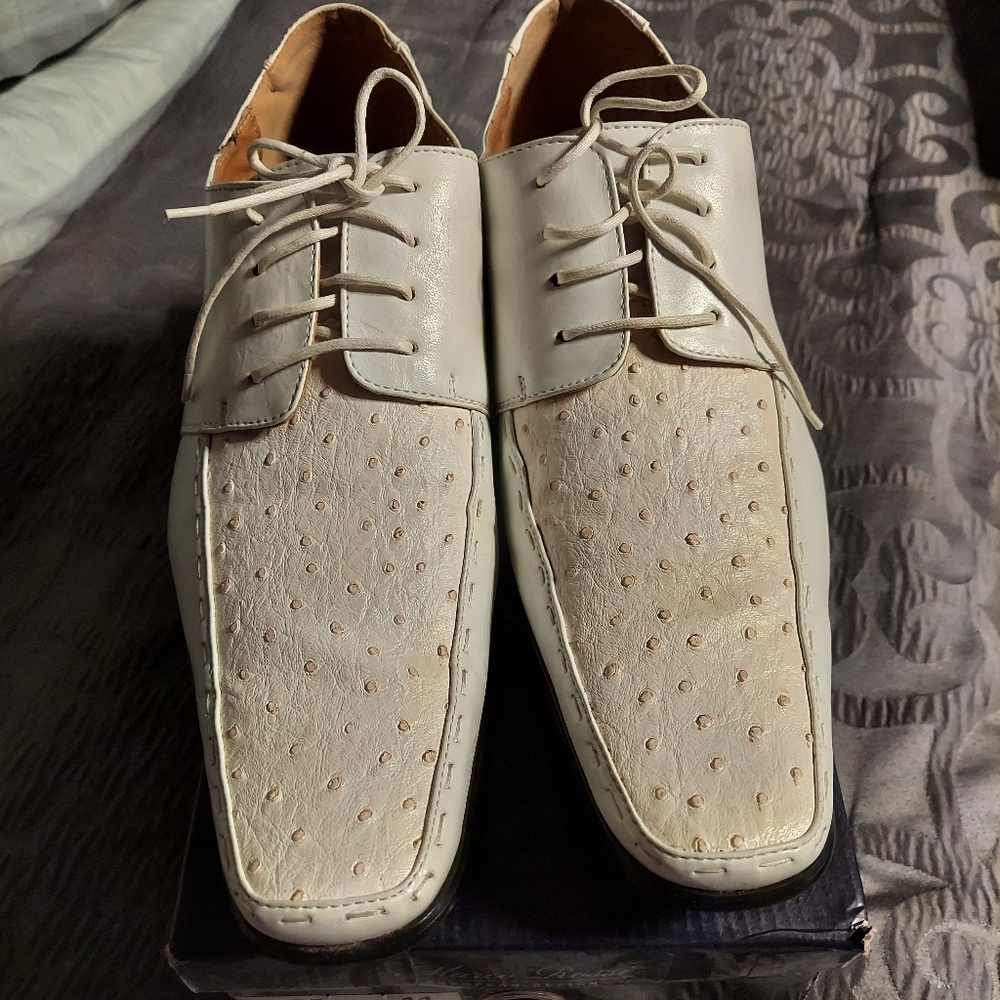 Men's size 11 dress shoes